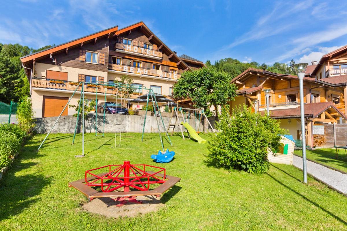 Jardin de l'établissement Logis Hotel & Spa Beau-Site