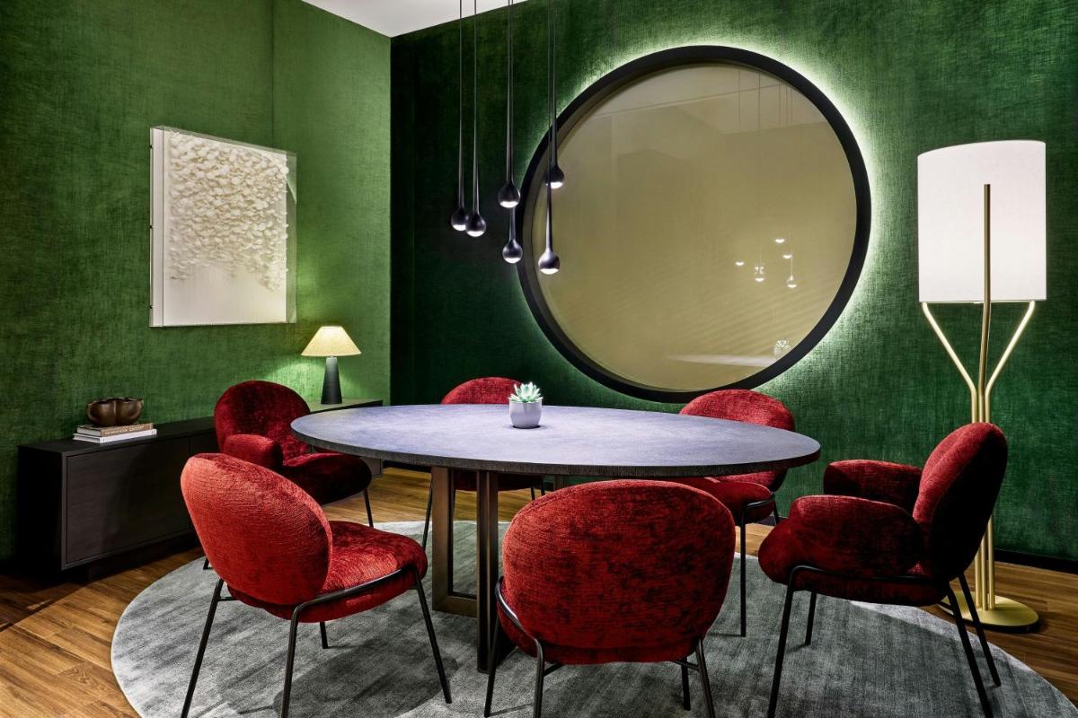 Ein Sitzbereich in der Unterkunft JW Marriott Hotel Frankfurt