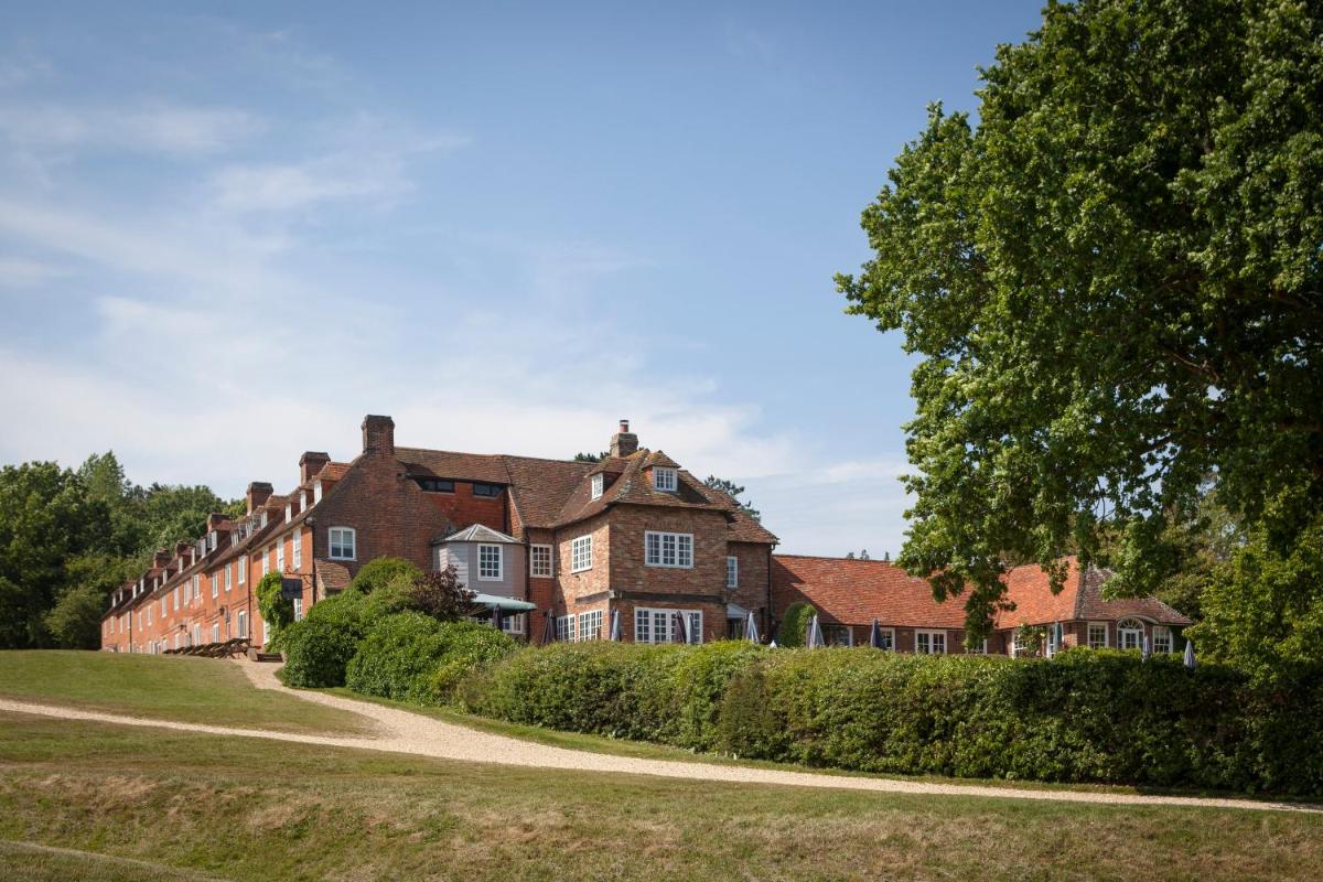 Master Builder's House Hotel - Housity