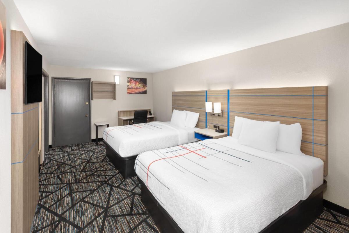 La Quinta Inn by Wyndham Nashville South - Housity