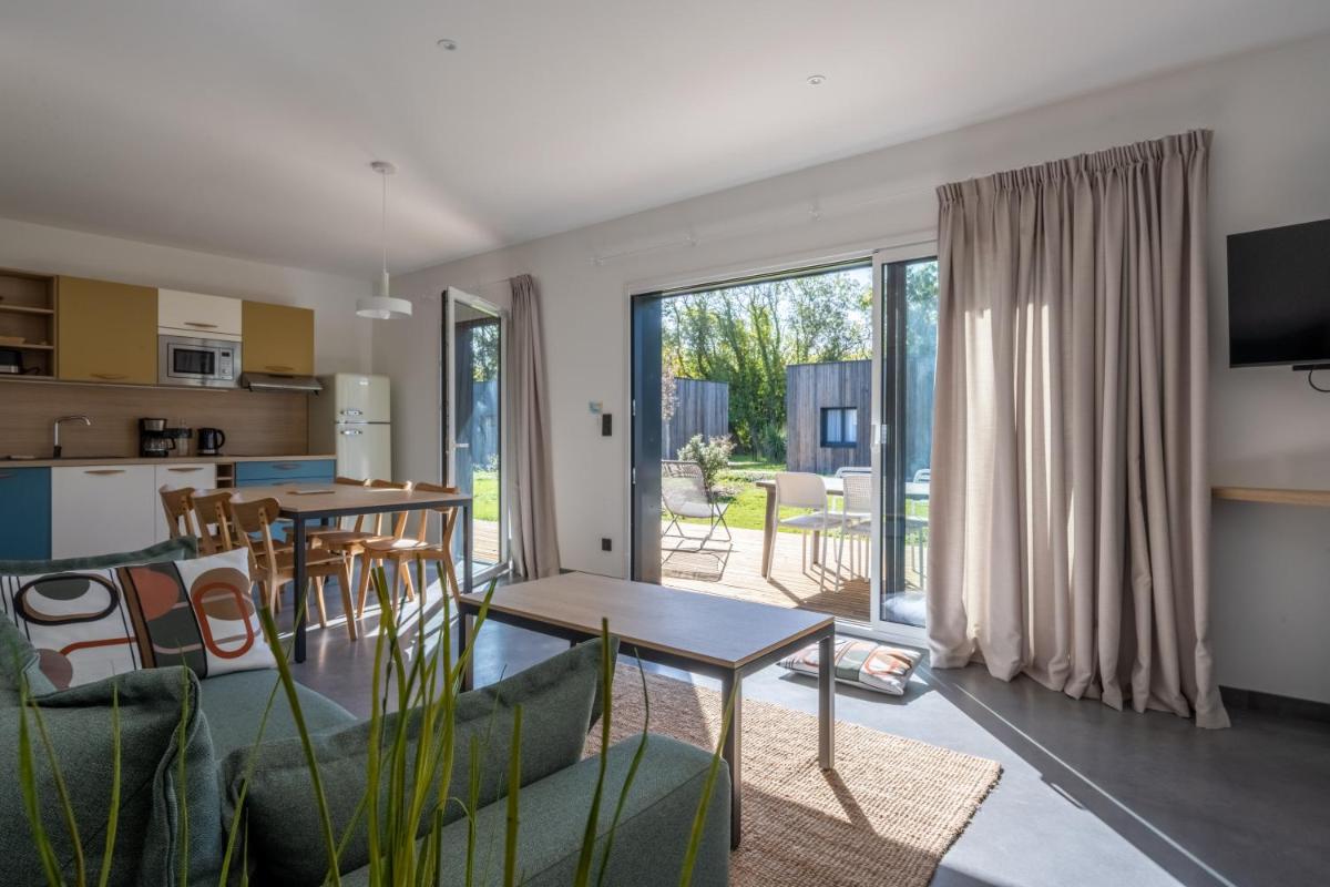 Côté Océan Resort - Housity