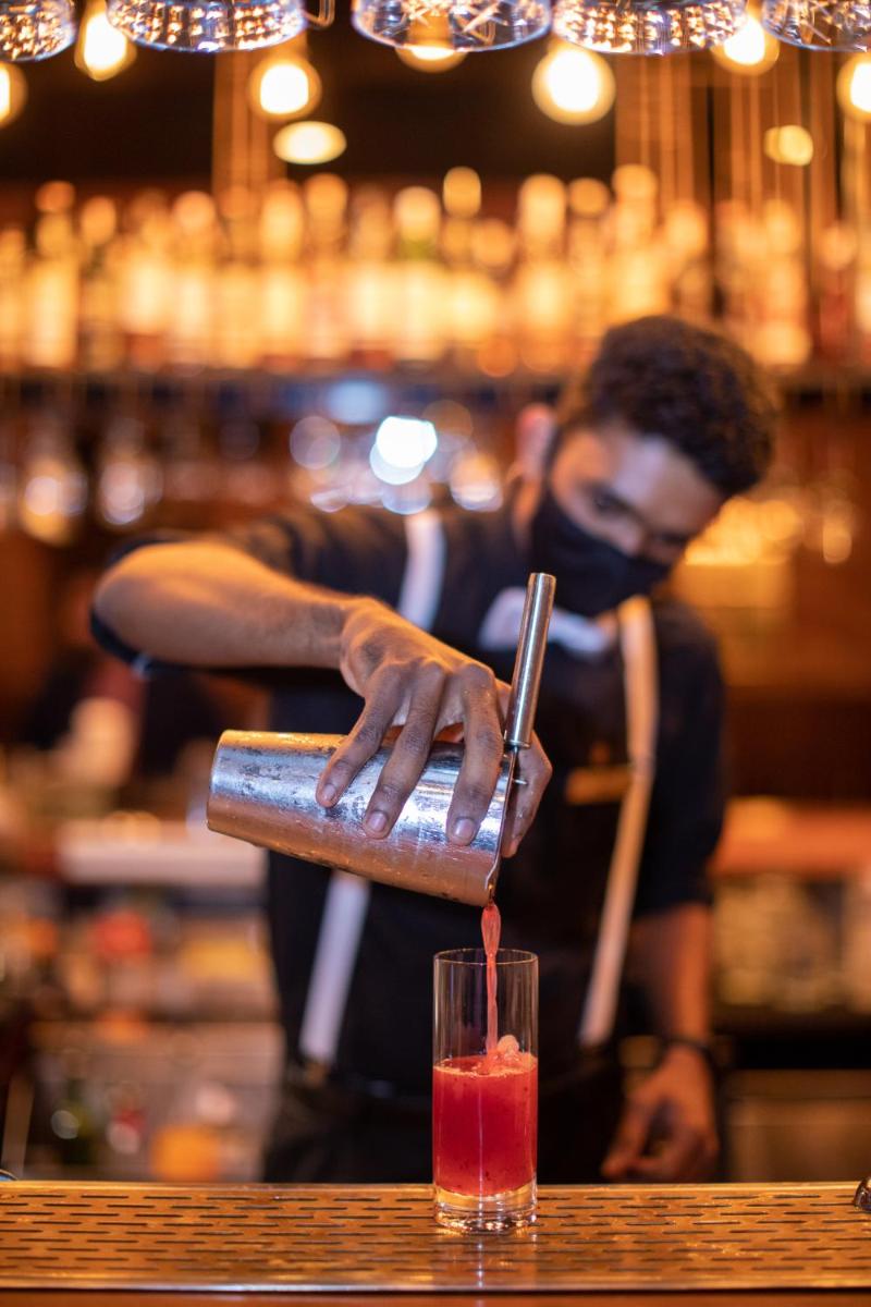 Bebidas en Taj Lands End