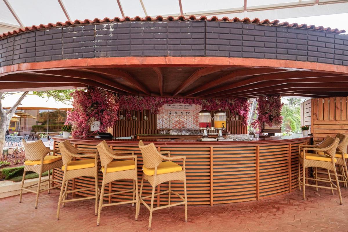 Bebidas en Taj Lands End
