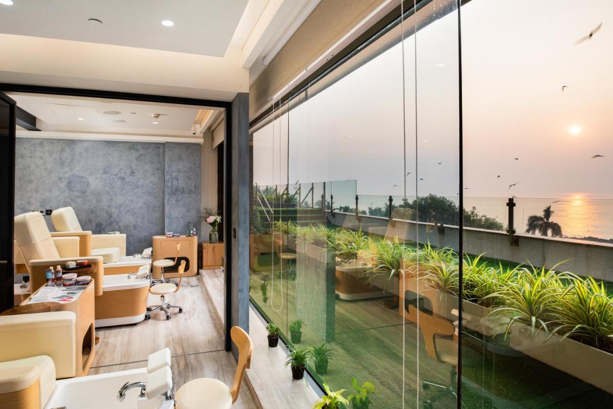 Zona de estar de Taj Lands End