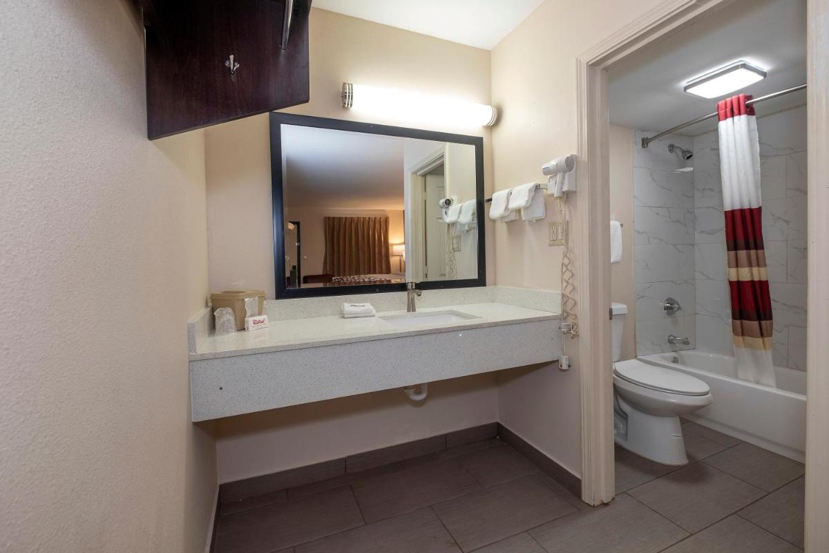 The Parker Lodge Fort Smith - Housity