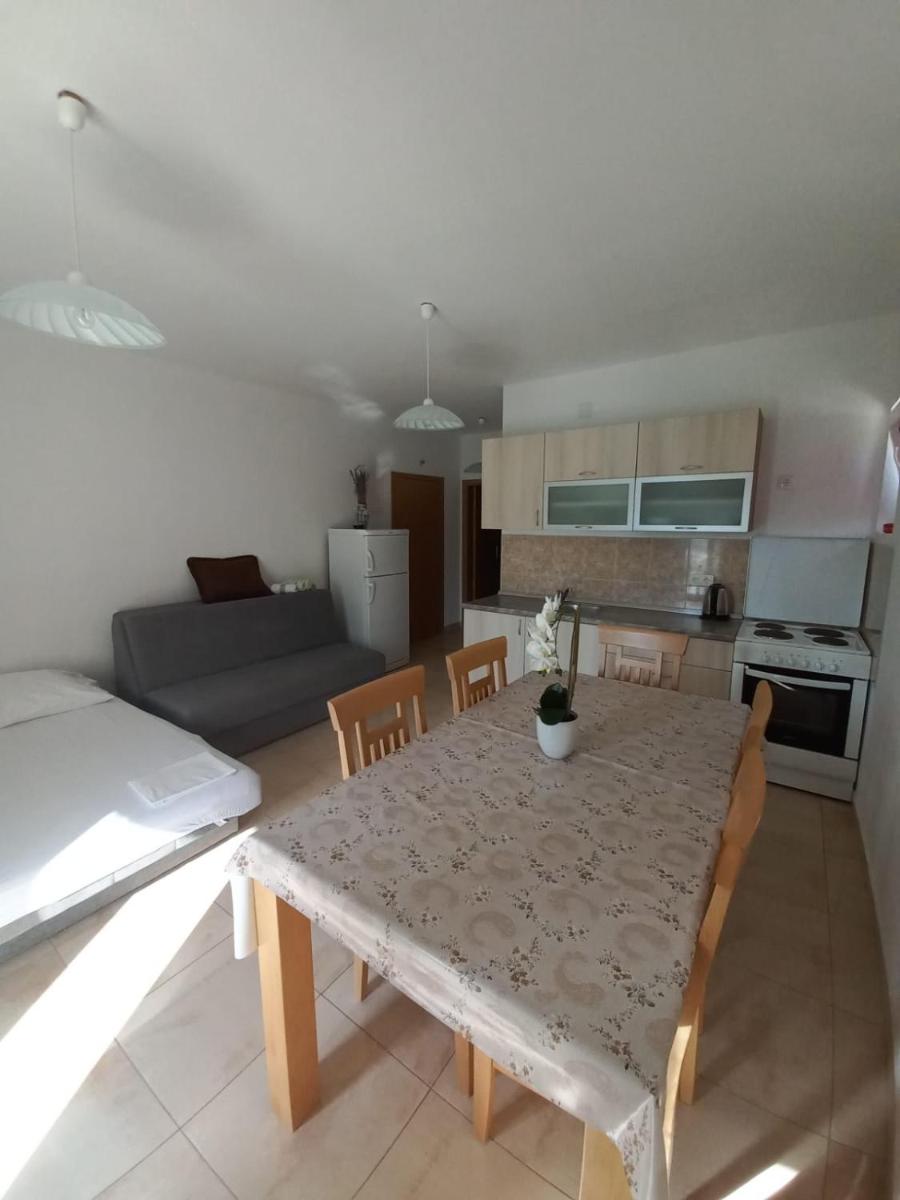 Apartmani Jopi - Housity