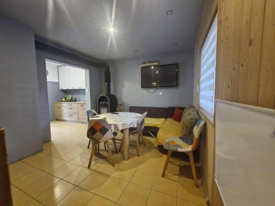 Domek u Kasi w Siemianach z balią i sauną - Housity