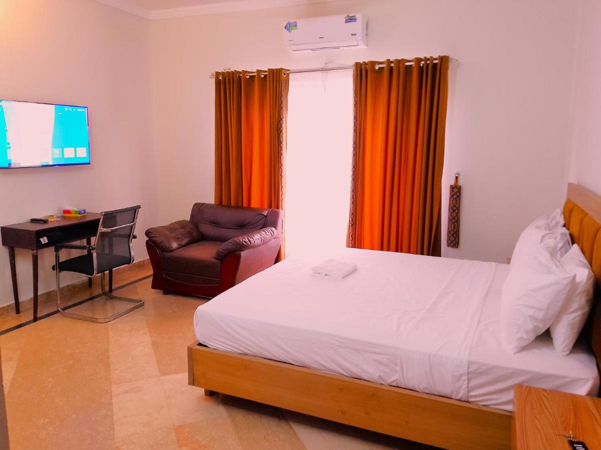 Hill Town Guest House Islamabad - Housity