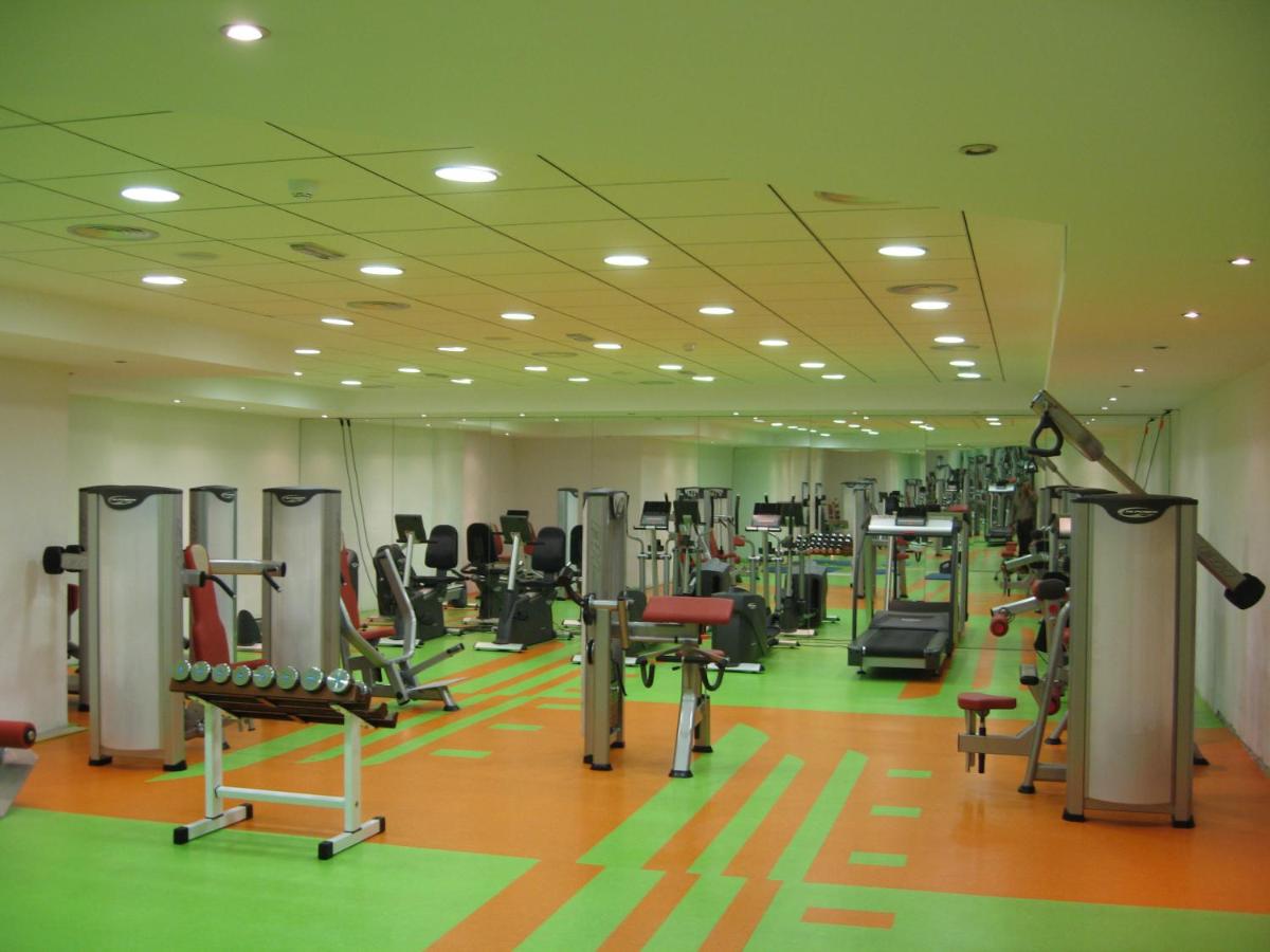 Gimnasio o instalaciones de fitness de Hotel Deloix 4* Sup