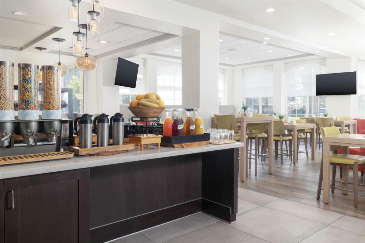 Hilton Garden Inn Ontario Rancho Cucamonga - Housity