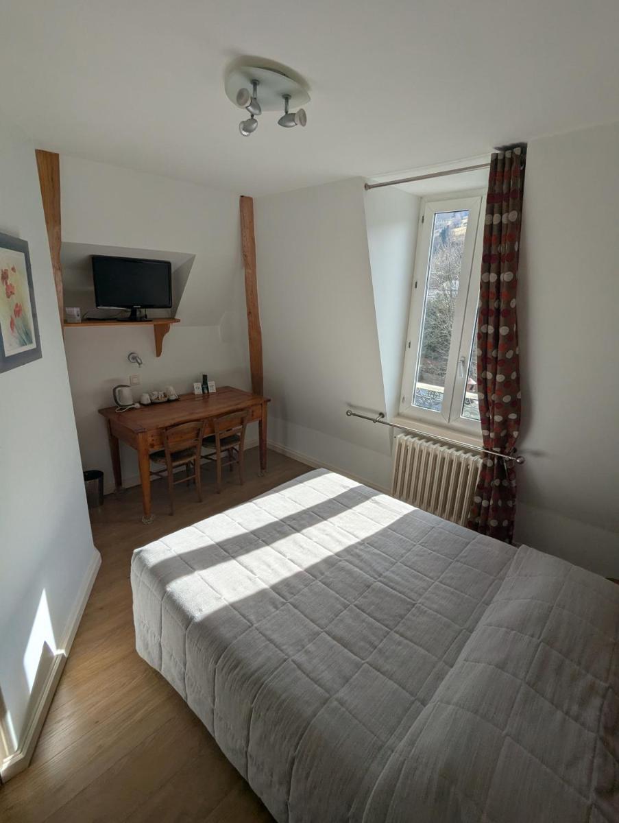 Logis Hôtel Regina - Housity