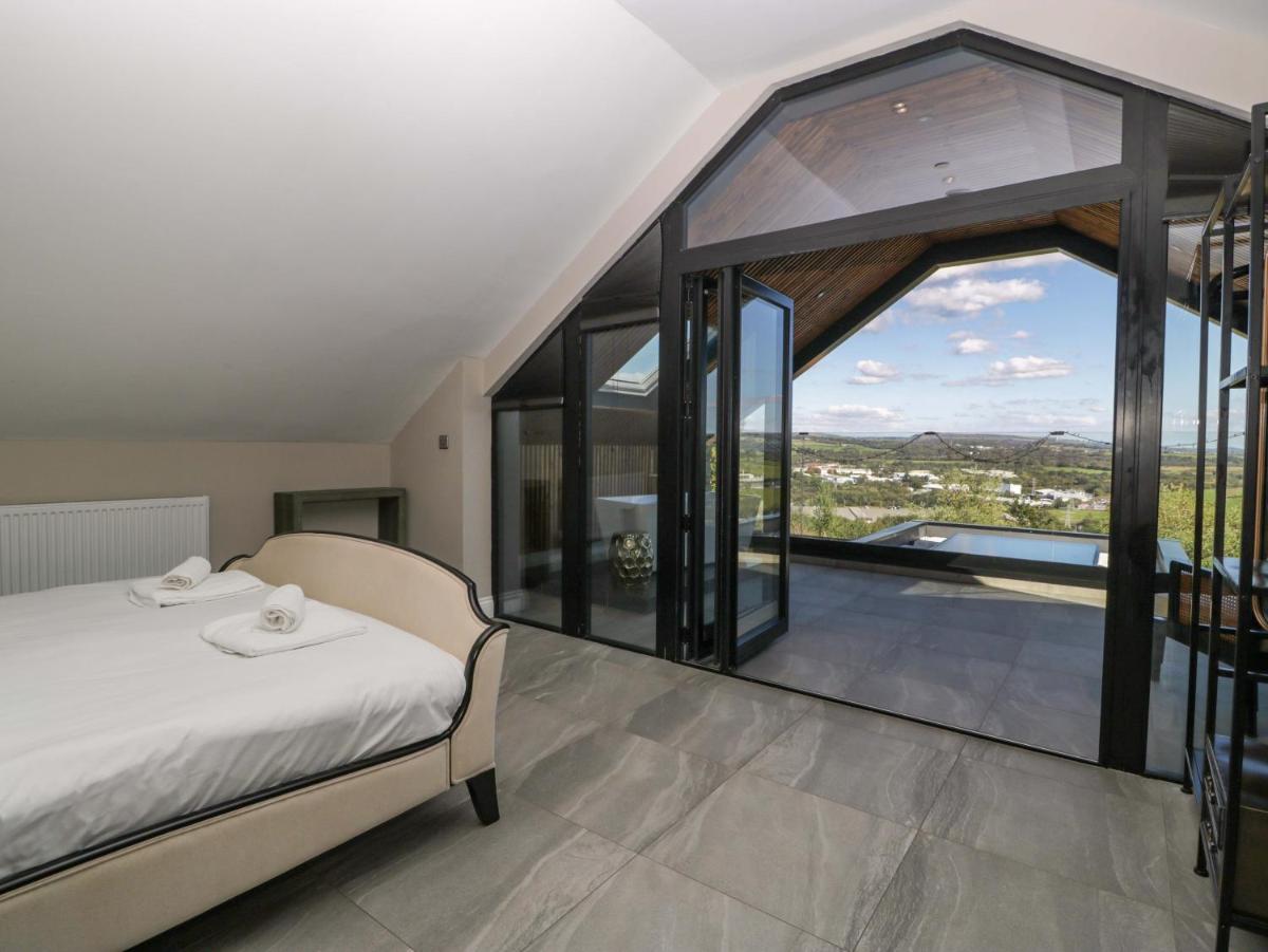 Forest Lodge - Housity