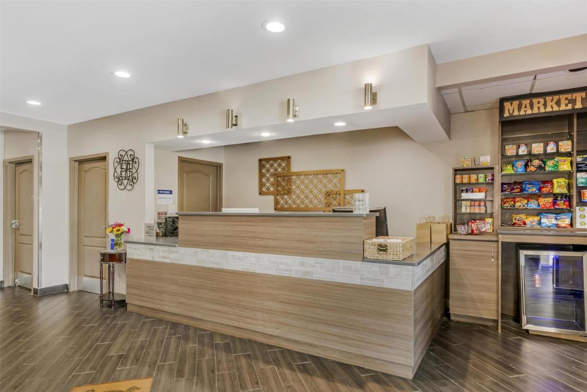 Best Western Plus Sanford Airport/Lake Mary Hotel - Housity