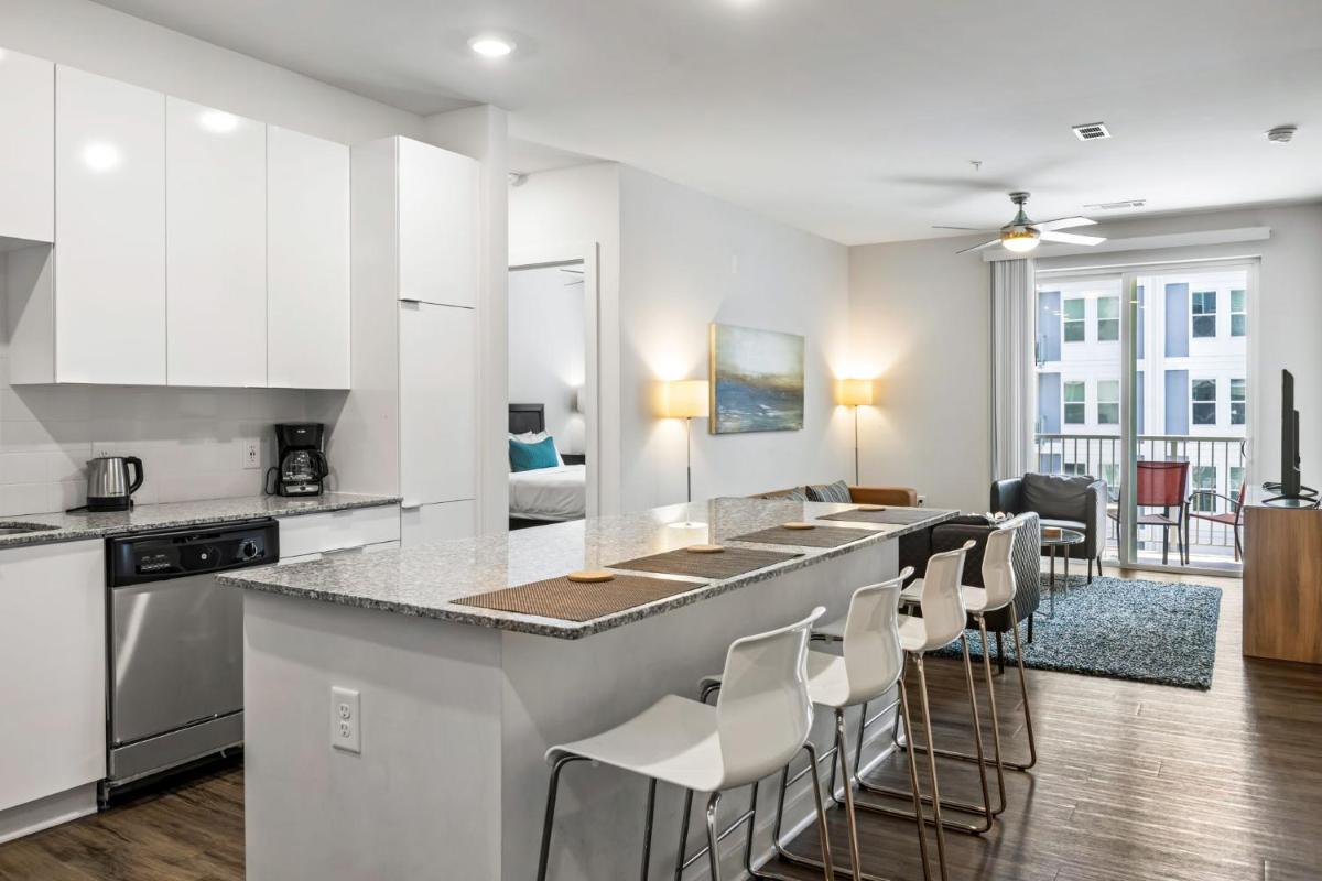 Spectacular Suites by BCA Furnished Apartments - Housity