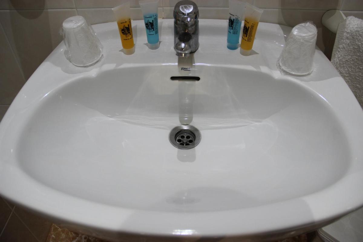 Hostal la zamora - Housity