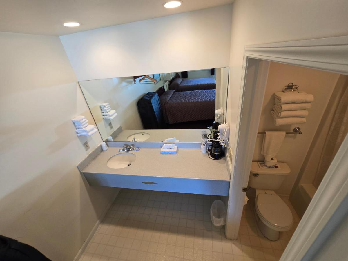 Lake View Motel - Housity