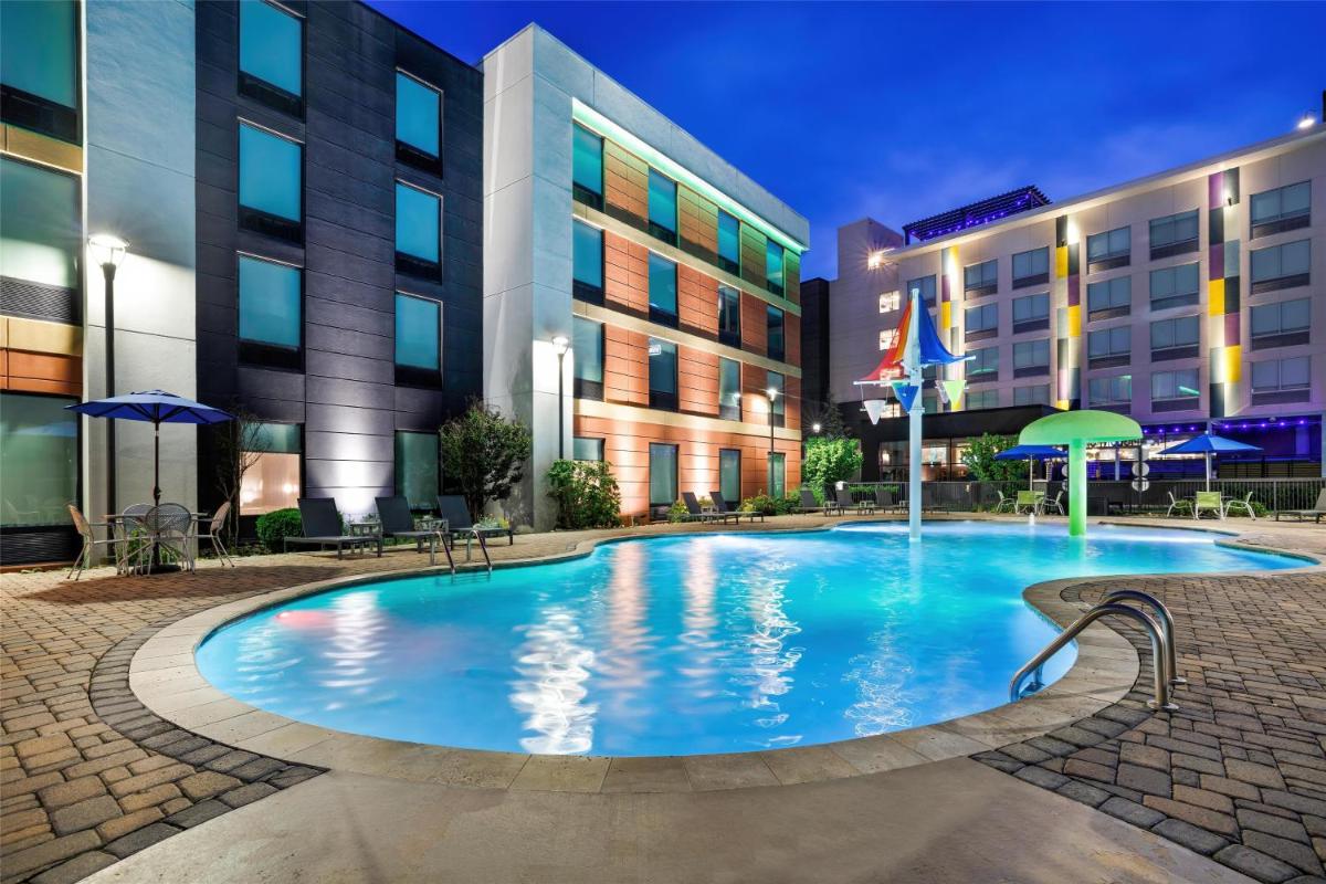 Home2 Suites By Hilton Pigeon Forge - Housity