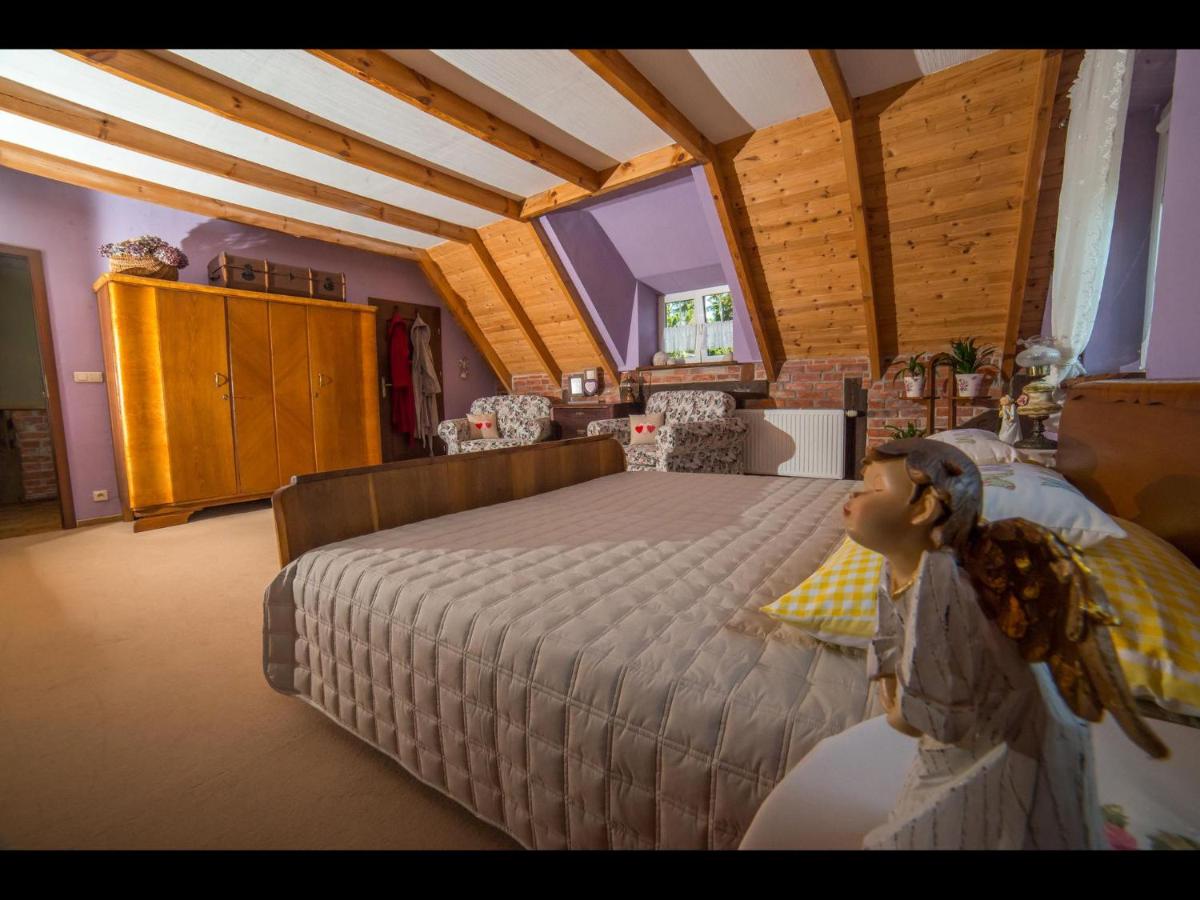 Zagroda u Macieja - Housity