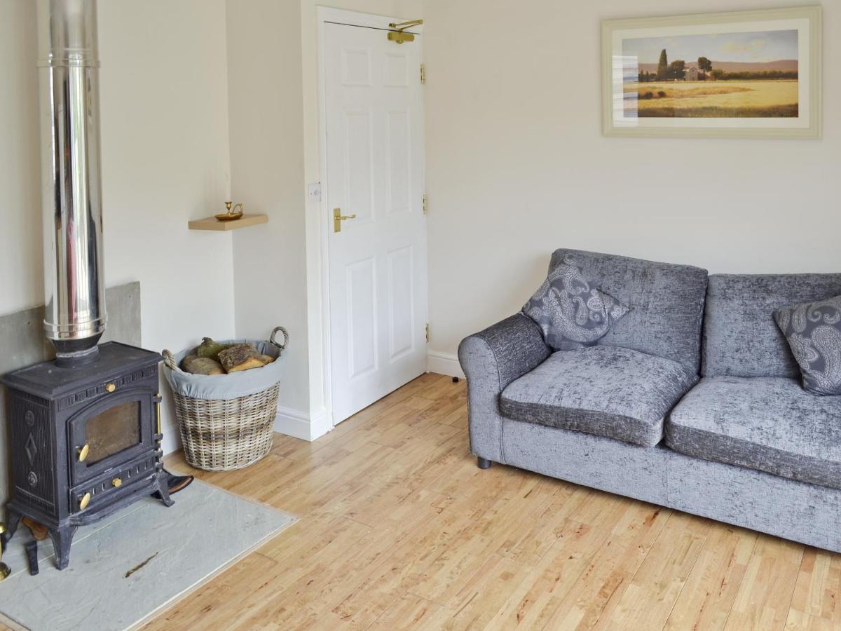 Baytree Cottage 2 - Housity