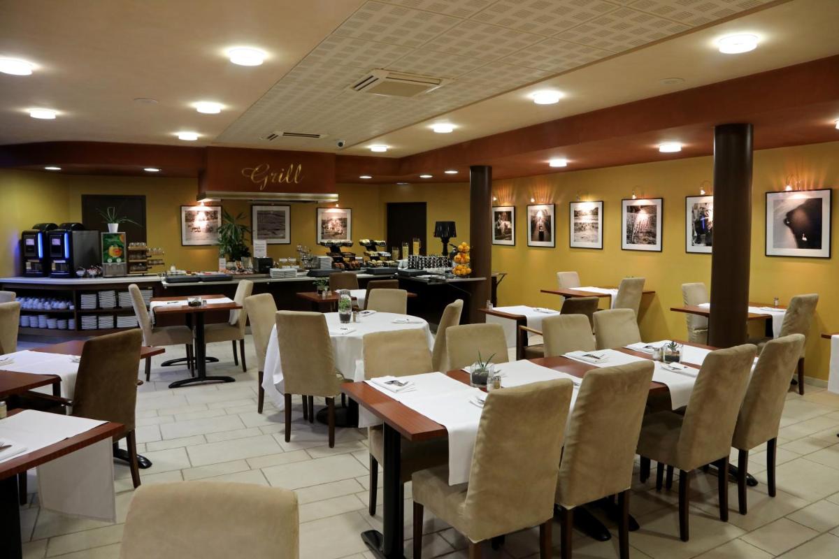 Logis Hotel des Cépages - Housity