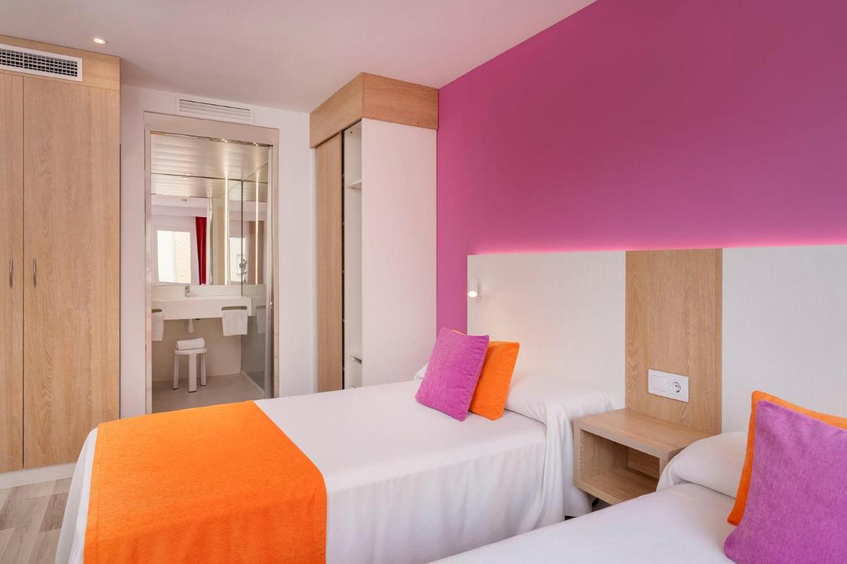 Aparthotel Acuasol - Housity