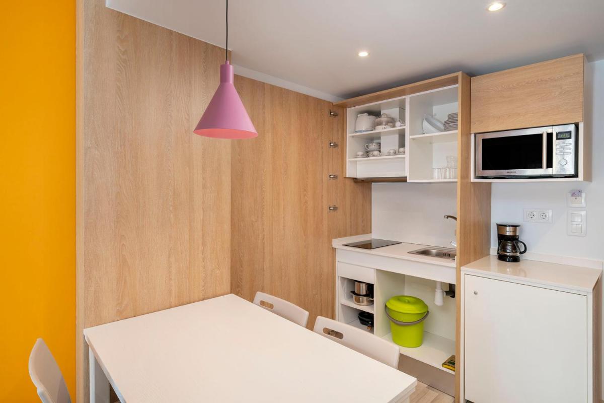Aparthotel Acuasol - Housity