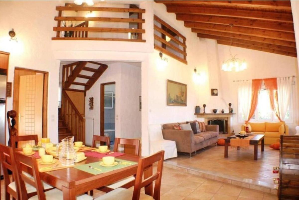 Platanos Estate - Housity
