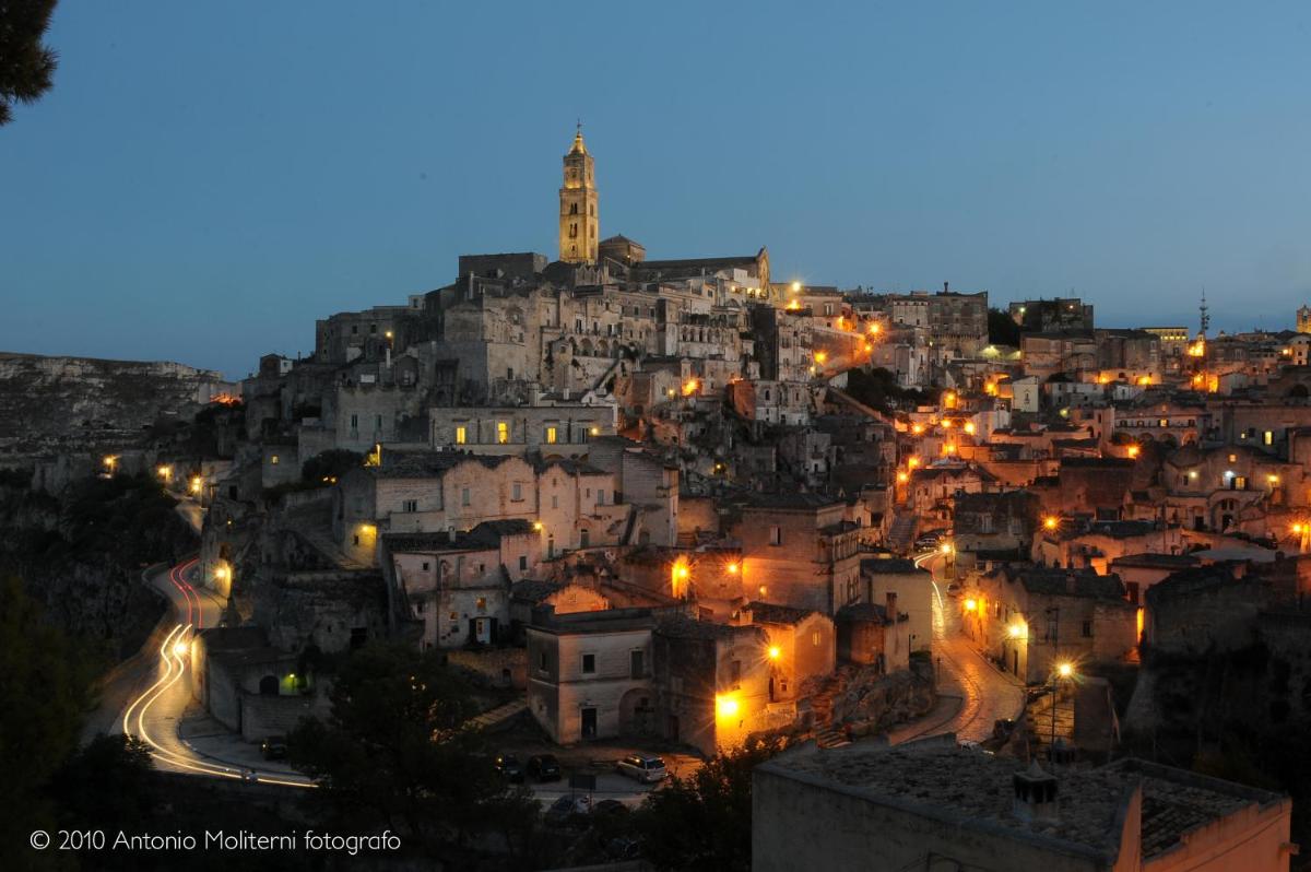 Casa Blanca Matera - Housity