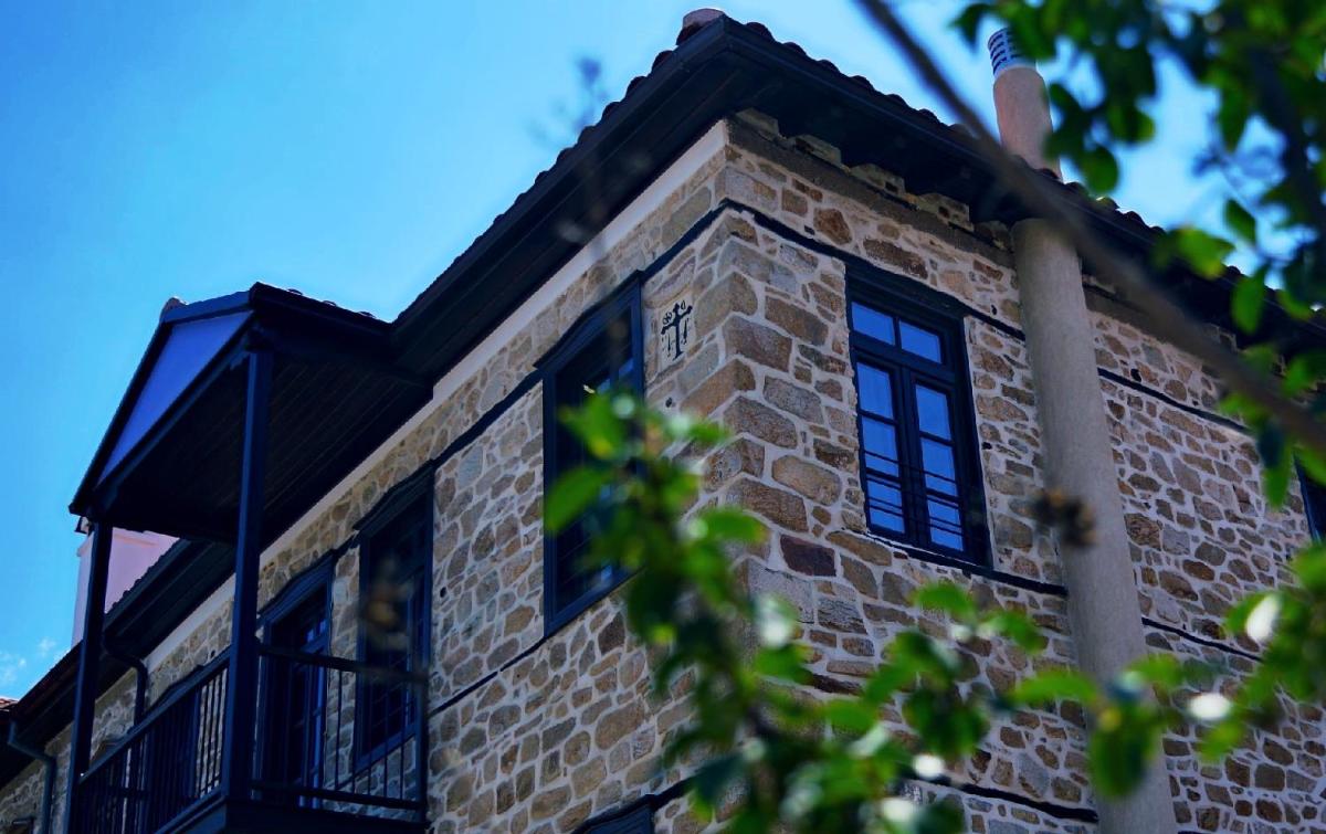 Chorostasi Mansion - Housity