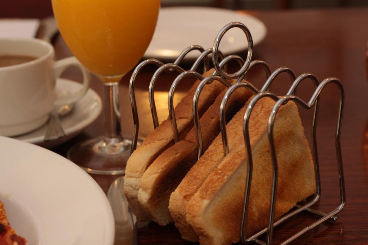 Abbey Grange Hotel - Housity