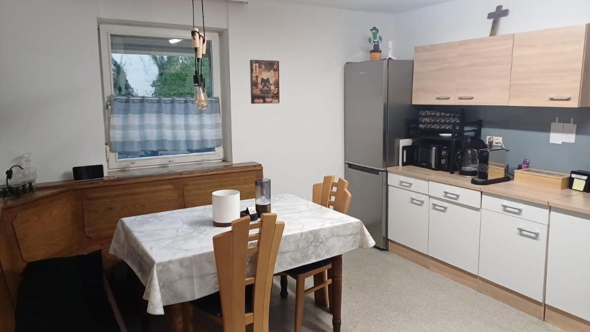 Franken Zimmer - Housity