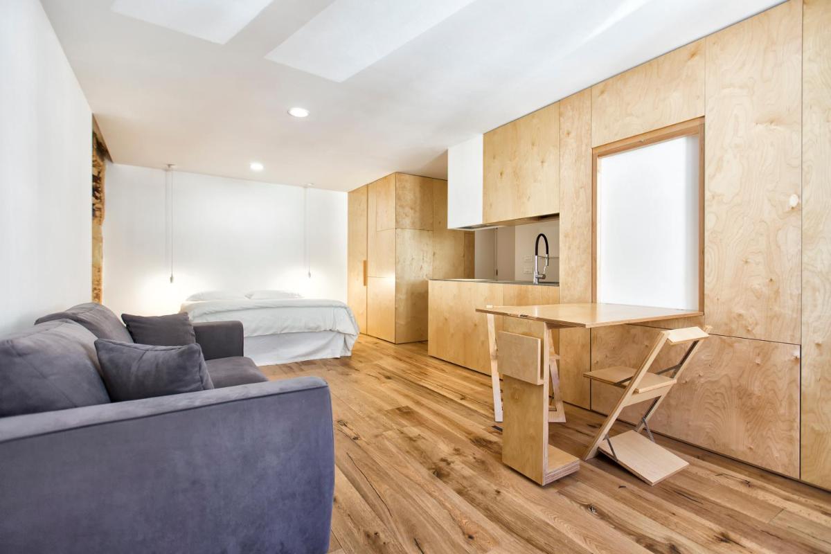 Sant' Erasmo's Flat - Hizvo