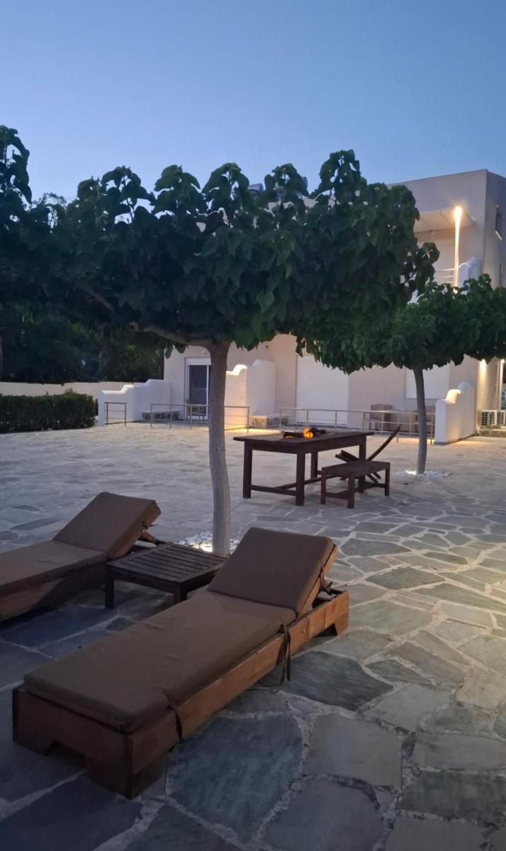 Enigma Boutique Houses Ammos - Housity