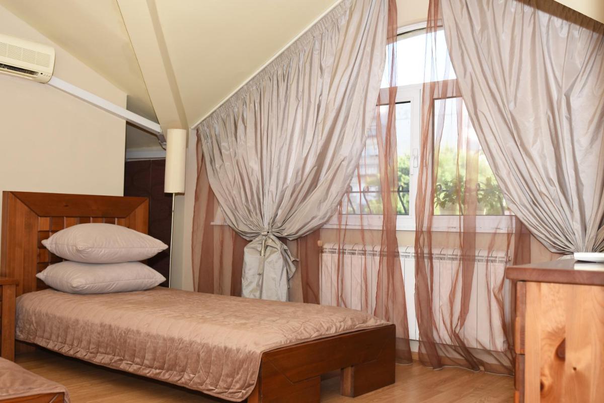 Vival Hotel - Hizvo