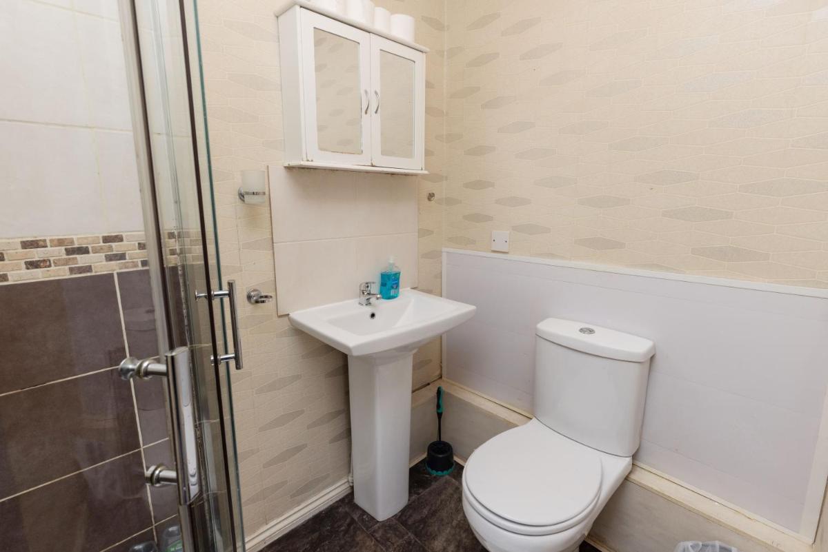 Snooze Apartments - Housity