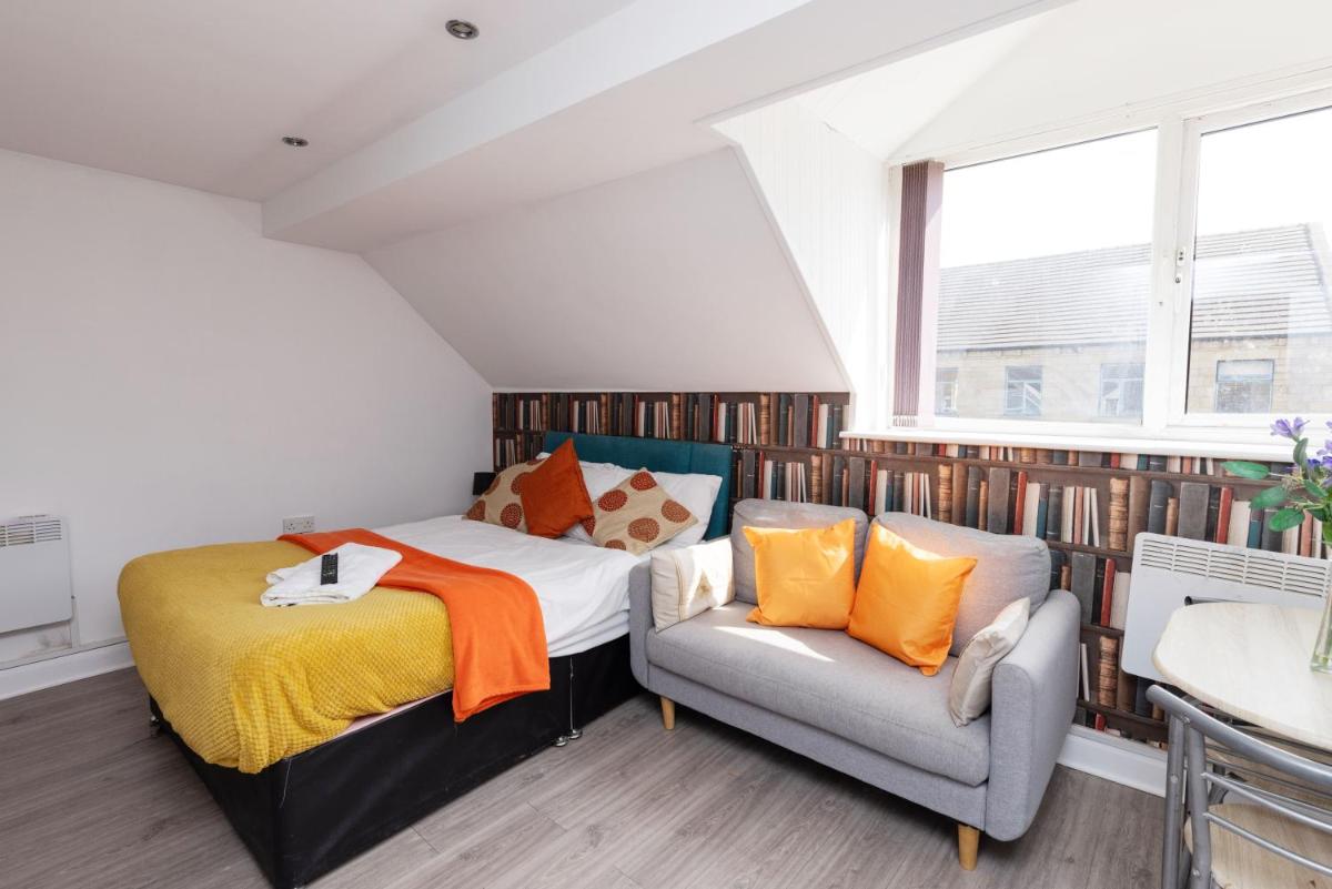 Snooze Apartments - Housity