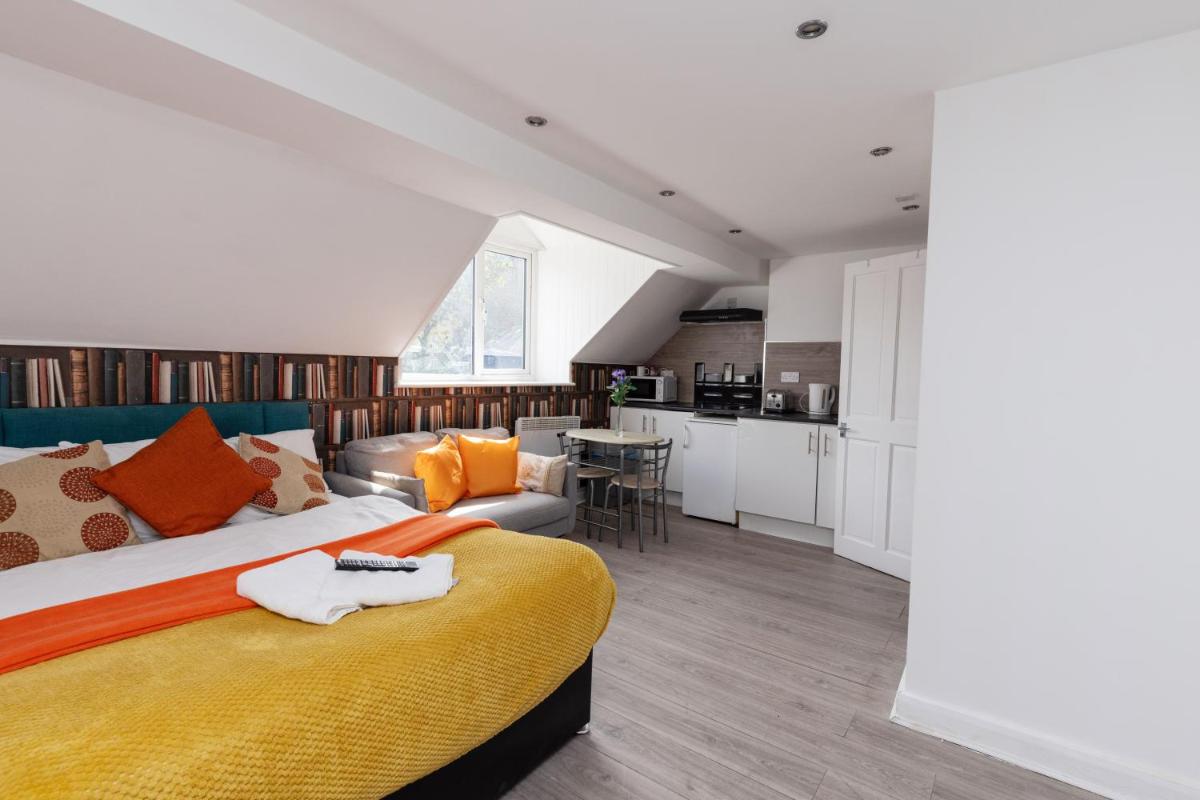 Snooze Apartments - Housity