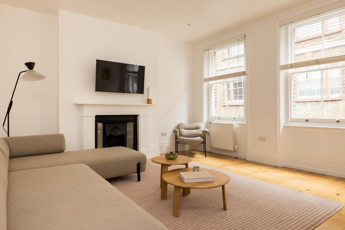 Covent Garden Apartments - Netflix and Nespresso - Hizvo
