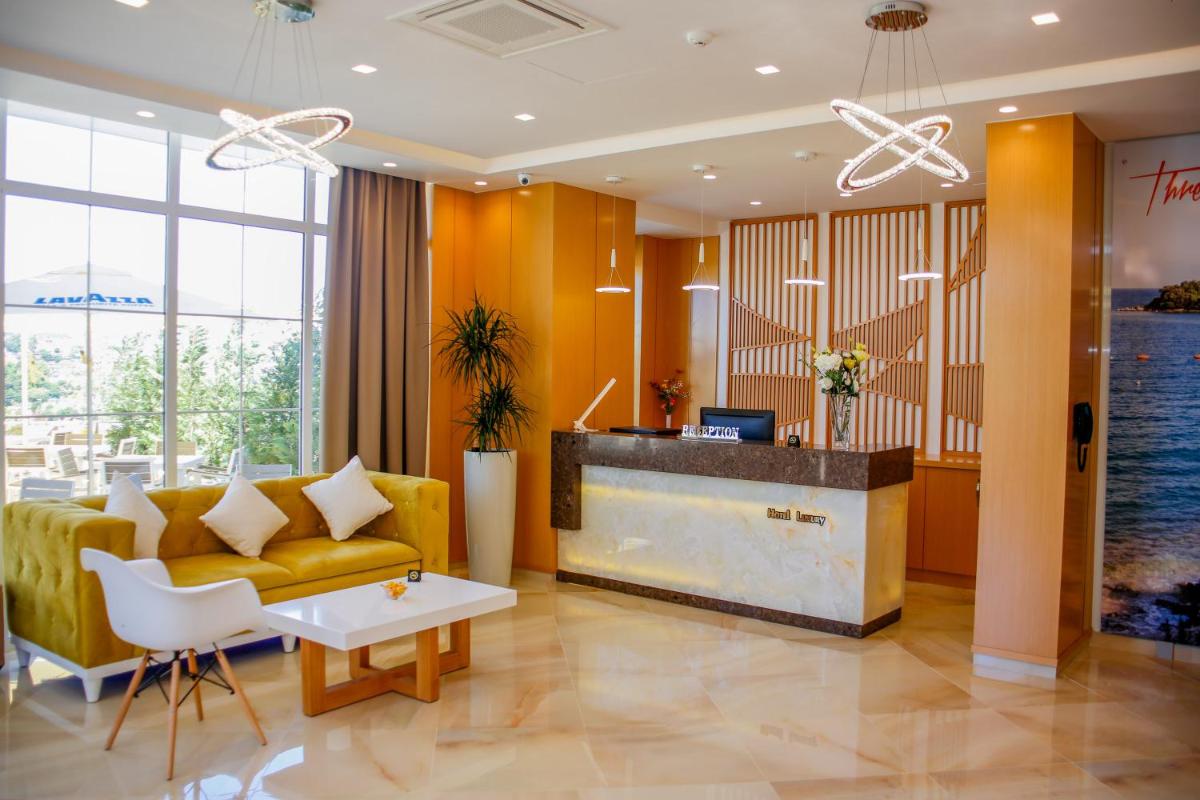 Hotel Luxury - Housity