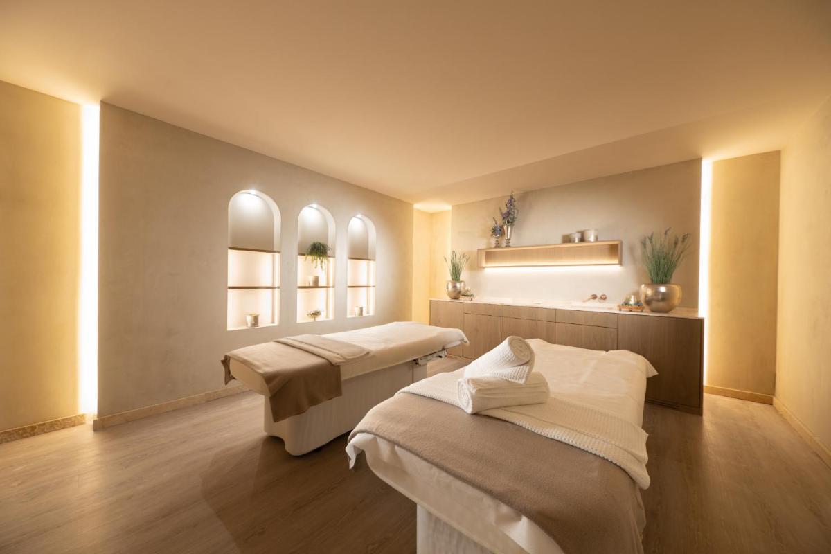 Ein Bett oder Betten in einem Zimmer der Unterkunft Alter Meierhof Glücksburg