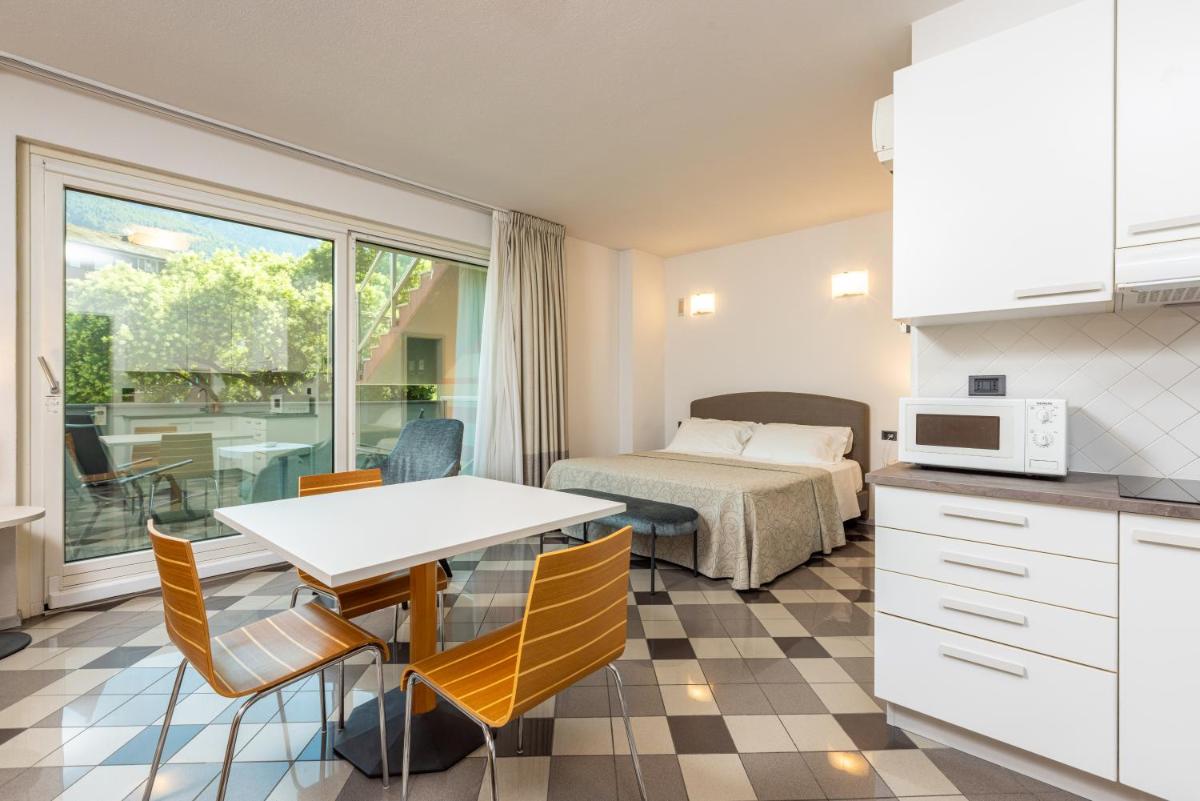 Piazzi House - Housity