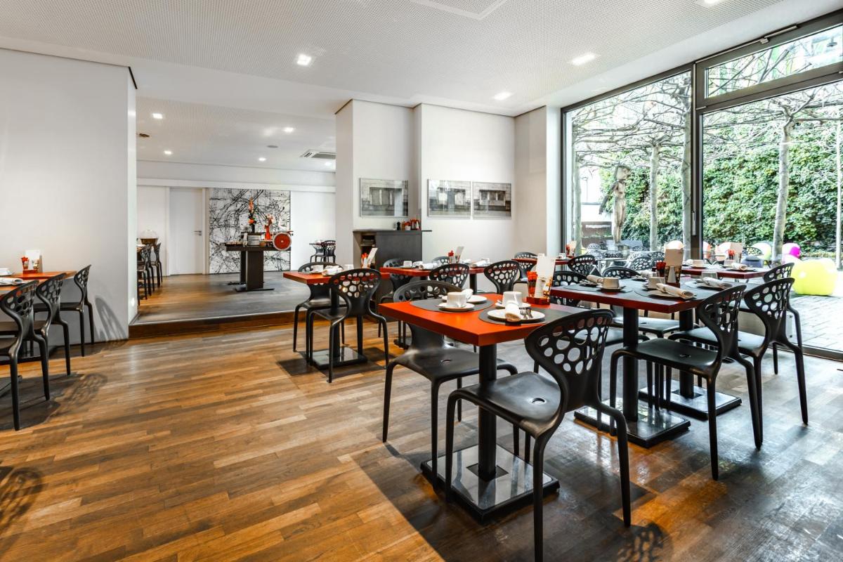 Art & Business Hotel - Housity