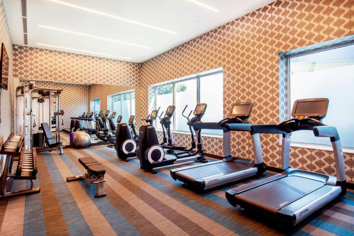 Aloft by Marriott New York LaGuardia Airport - Housity