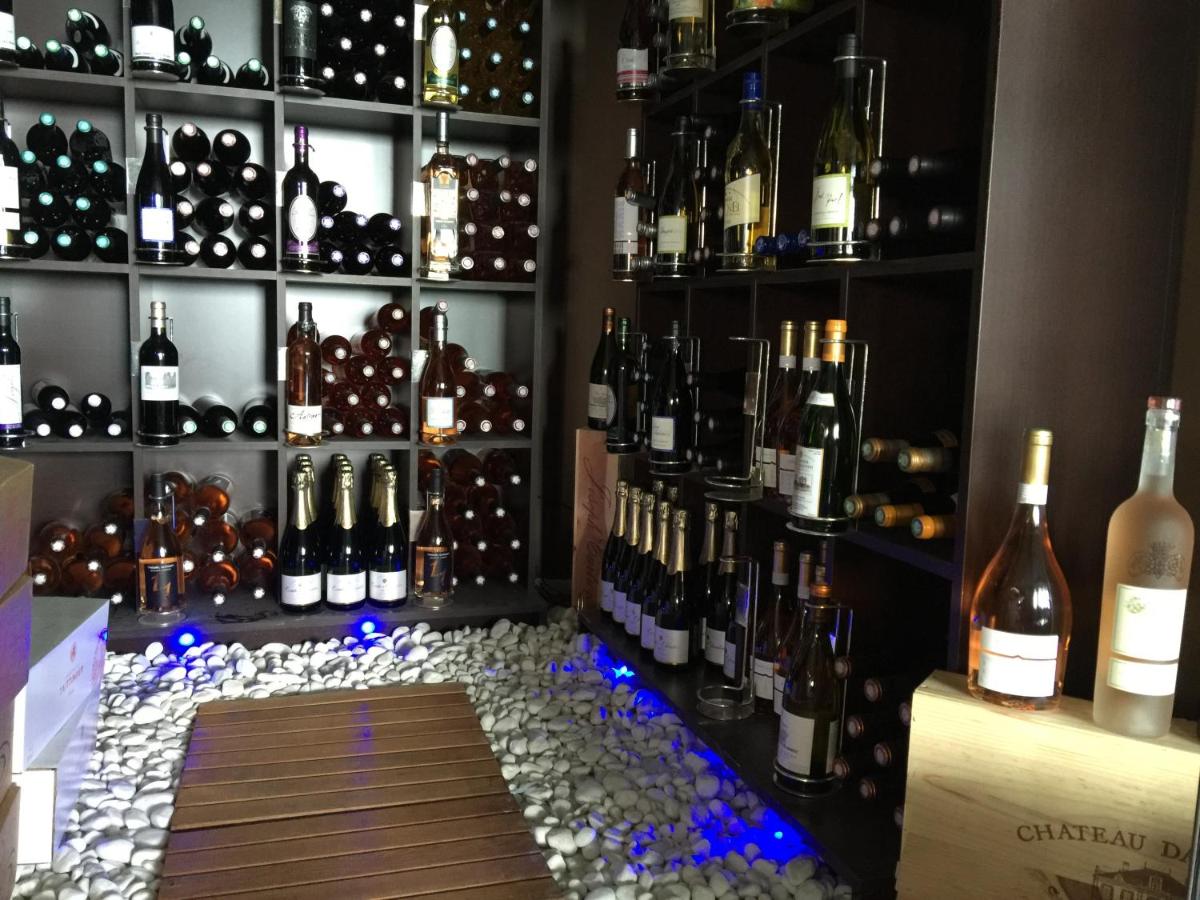 Boissons dans l'établissement Domaine de Chalvêches Hôtel SPA 4*