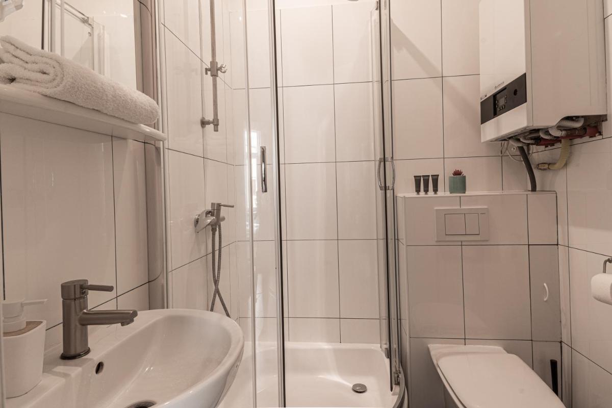 Red Apartment Czyżewskiego by Grand Apartments - Housity