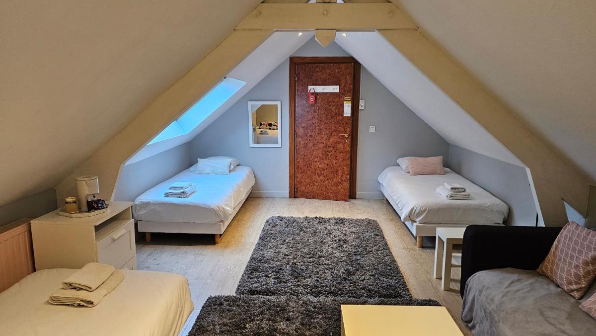 Hôtel La Poterne du Roy - Housity