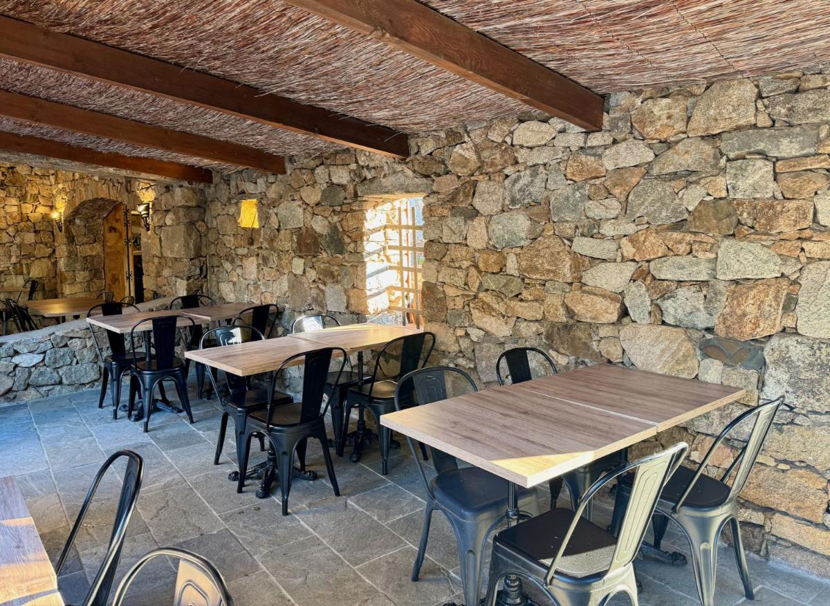 Restaurant ou autre lieu de restauration dans l'établissement Hôtel Casa Rossa & Spa
