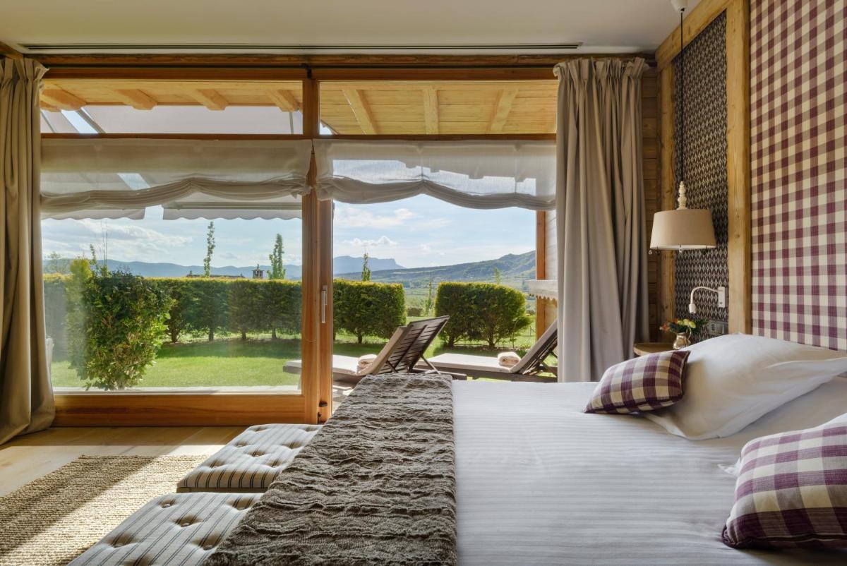 Hotel Viñas de Lárrede - Housity