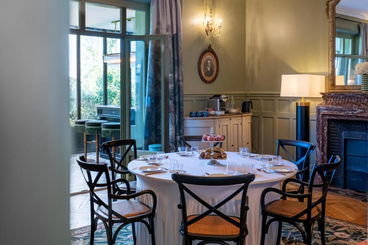 Villa Edmond Hôtel & Spa - Maison Blanche Bièvres - Housity