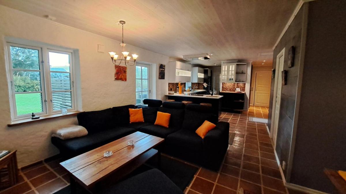 Beautiful and cosy house near the lake - Housity